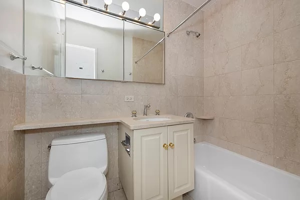 Building Photo - 375 3rd Ave