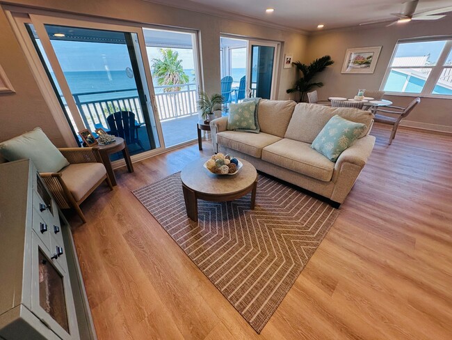 Building Photo - 555 Gulf Way