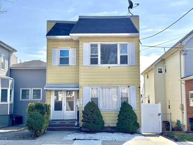 Primary Photo - 510 Chestnut St