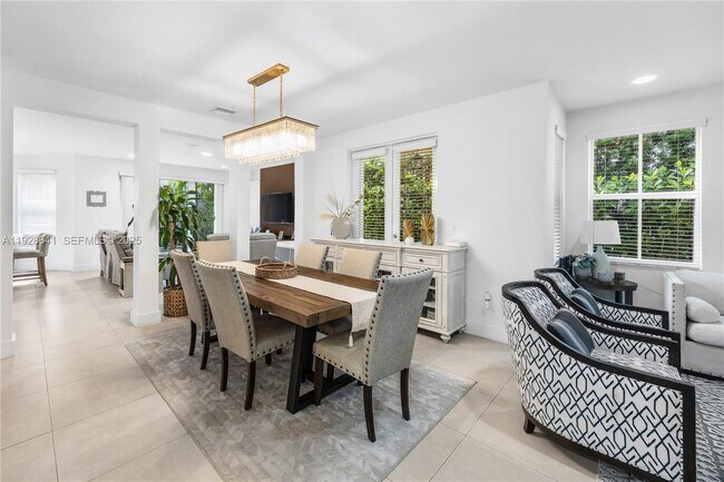 Building Photo - 10470 NW 69th Terrace