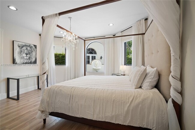 Building Photo - 3300 NE 171 St