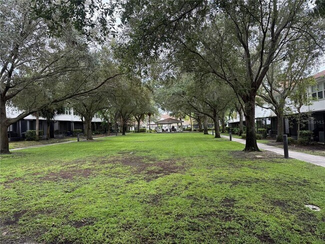 Building Photo - 7014 Cadiz Blvd