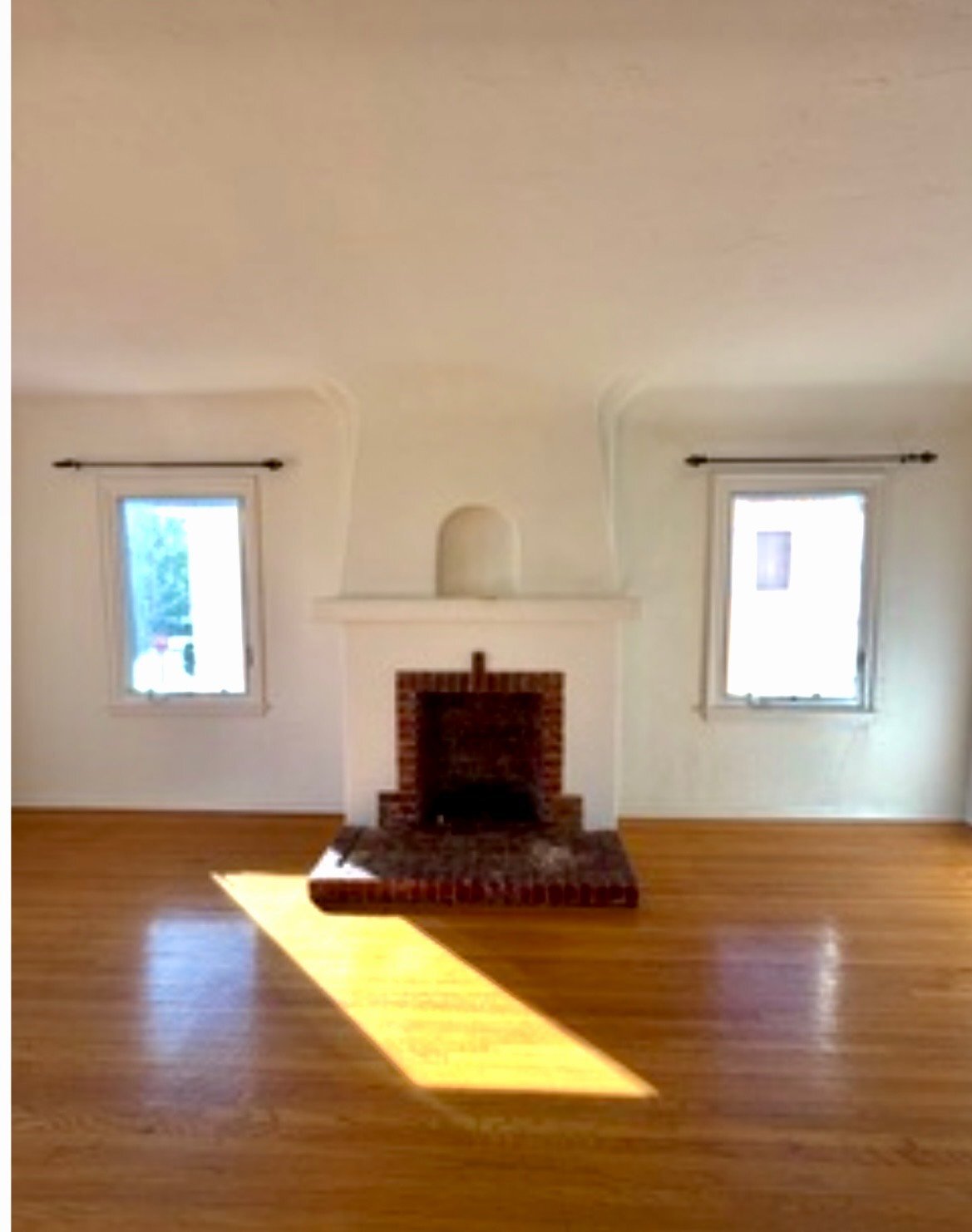 Building Photo - 6089 Cashio St
