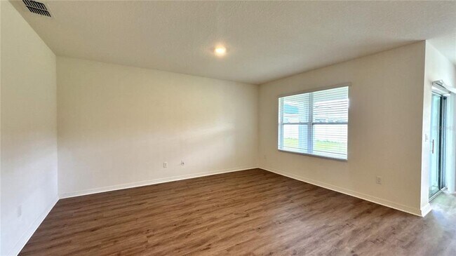Building Photo - 1307 Fox Squirrel Dr