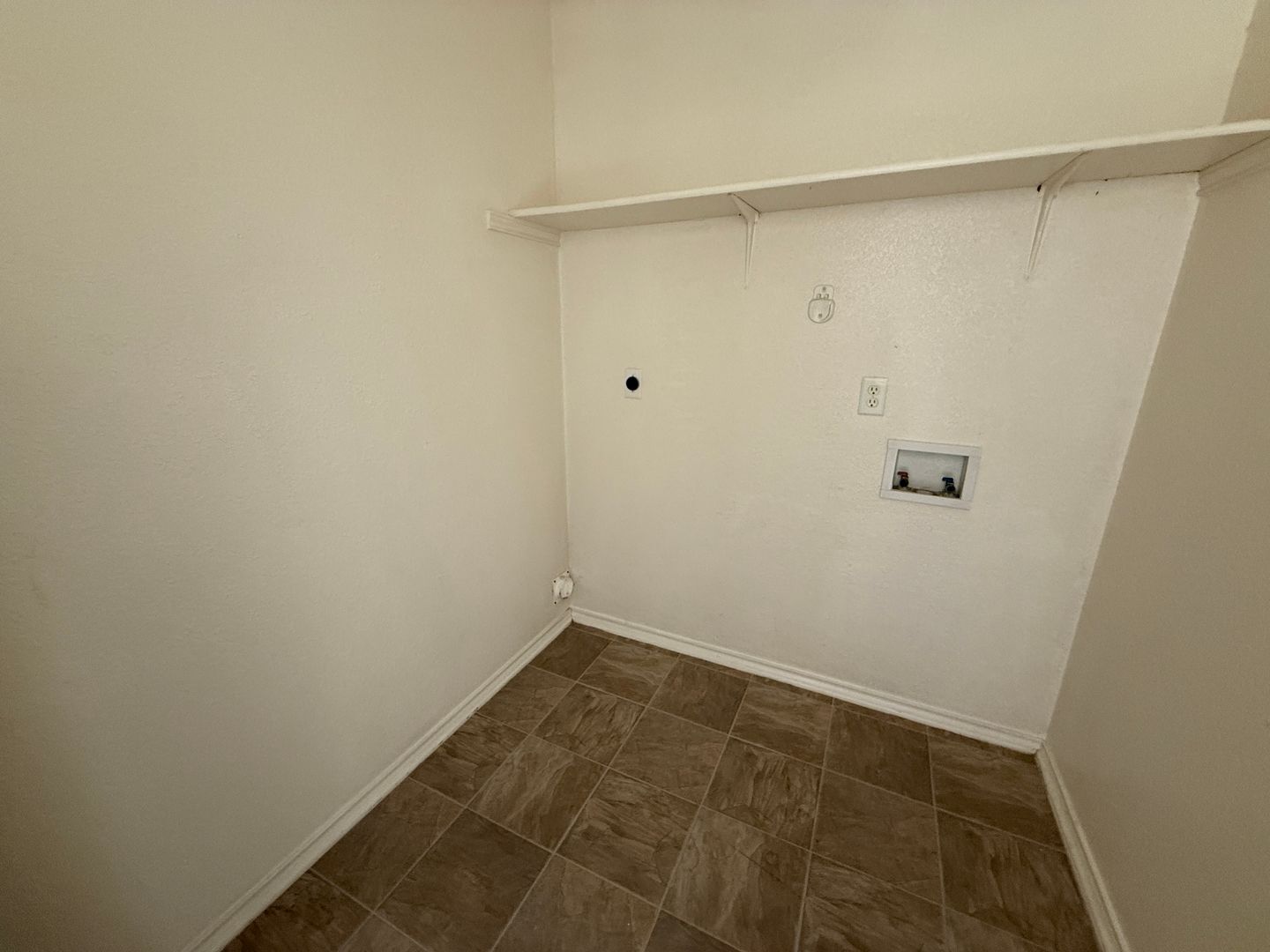 Building Photo - 4504 Alan Kent Dr