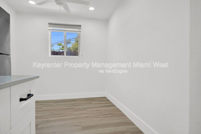 Building Photo - 210 Beacom Blvd