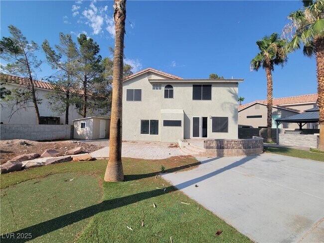 Building Photo - 2094 Silver Breeze Ave