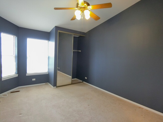 Building Photo - 905 Sturnbridge Ct