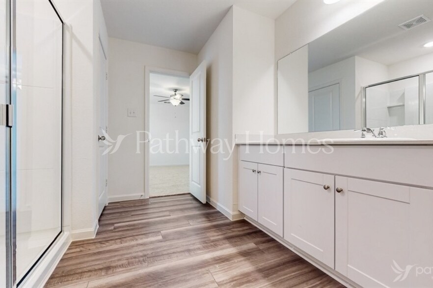 Building Photo - 1428 Ancer Wy