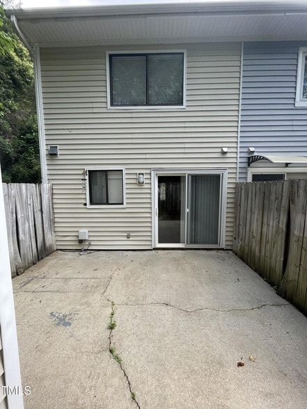 Building Photo - 5851 Shady Grove Cir