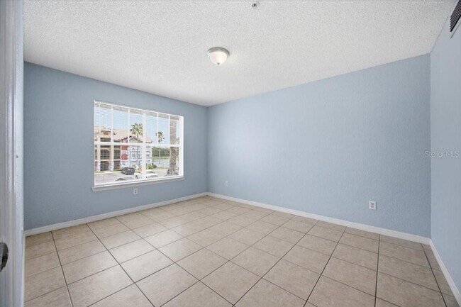 Building Photo - 2213 Grand Cayman Ct