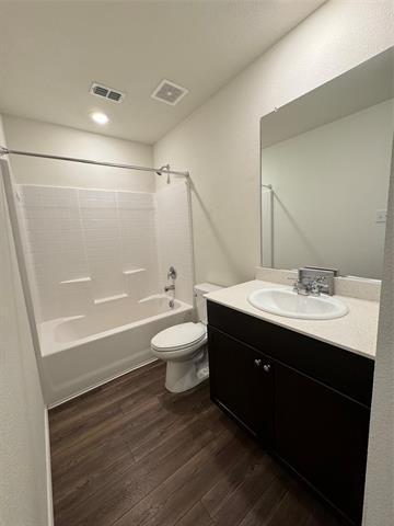 Building Photo - 652 Autumnwood Way