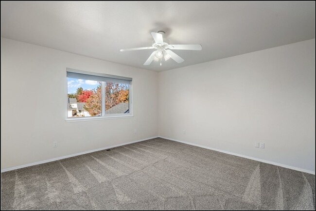 Building Photo - 5541 S Adonis Pl