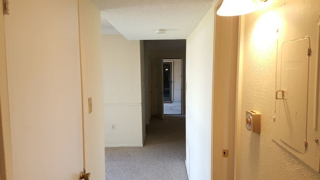 Building Photo - 326 Guilbeau Rd