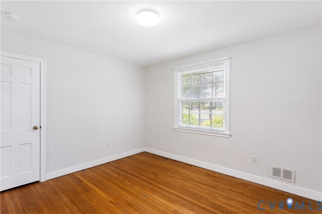Building Photo - 6414 Monument Ave