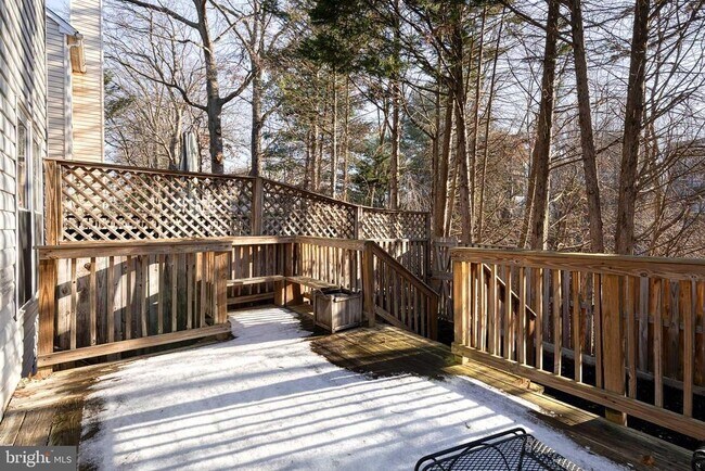 Building Photo - 684 Lions Gate Ln