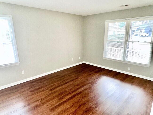 Building Photo - Convenient, Updated Rental in Garner Town Limits