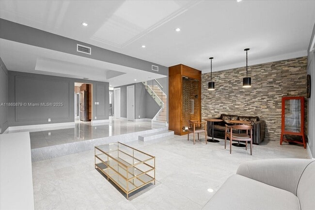 Building Photo - 3602 Yacht Club Dr