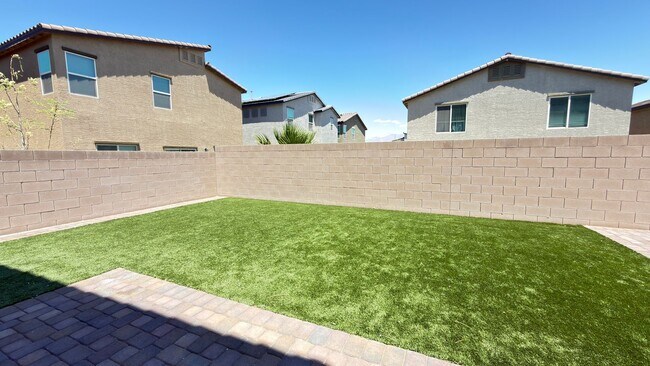Building Photo - 1180 Pitaya Ct