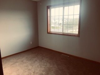 Building Photo - 3Bd*2Bth- Great location near Target- Shakopee- Available July 1