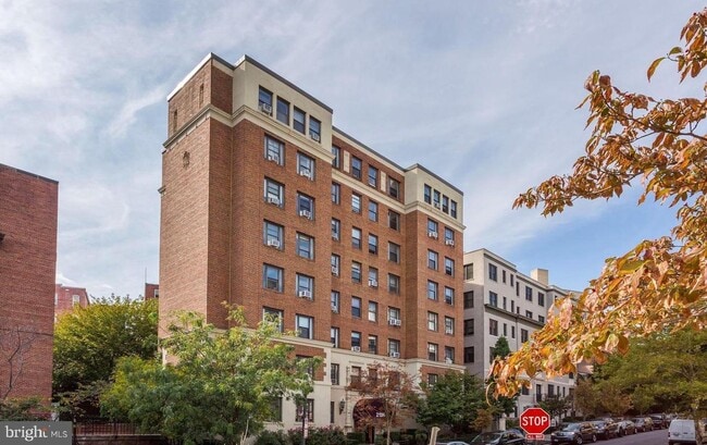 Building Photo - 2100 19th St NW