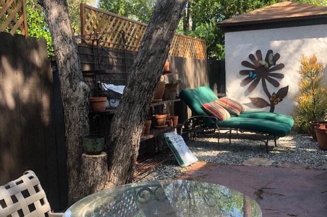 Private GH Patio - 4721 Cartwright Ave
