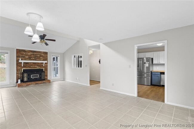 Building Photo - 1716 Valley Ridge Dr