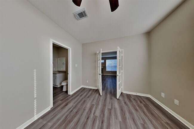 Building Photo - 21122 Covington Bridge Ln