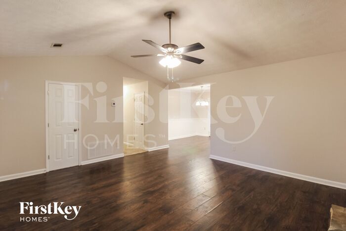 Building Photo - 2911 Eastland Way