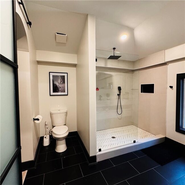 Building Photo - 2054 Fargo Pl SE