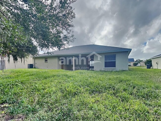 Building Photo - 152 Seven Oaks Dr