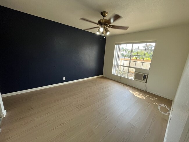 Building Photo - Crosspointe (Aiea/Honolulu) - 2 bed/2 bath...