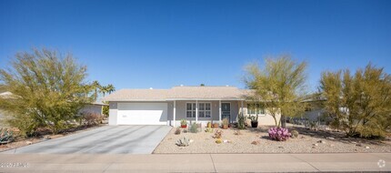 Building Photo - 9834 W Evergreen Dr