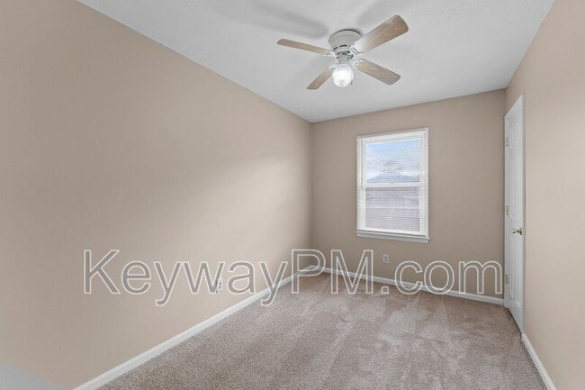 Building Photo - 2320 Greengate Dr