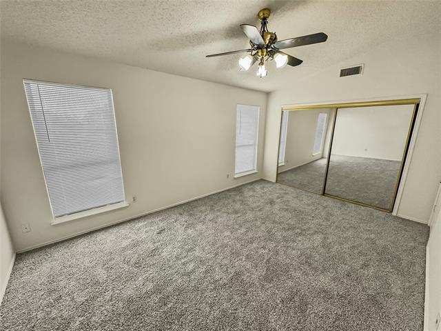 Building Photo - 1537 Lincolnshire Way