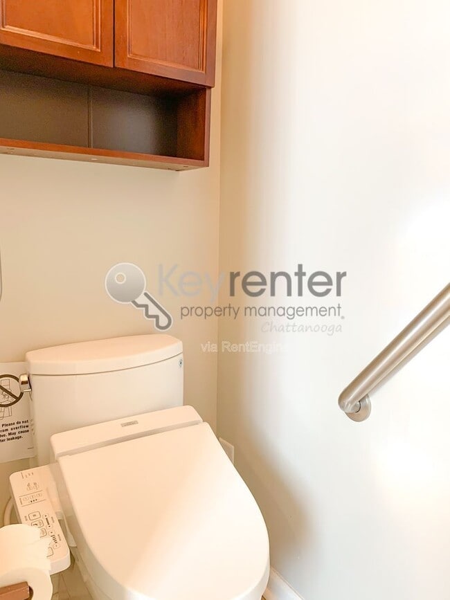 Building Photo - 7716 Royal Harbour Cir