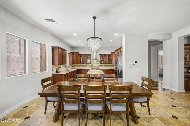 Building Photo - 2316 W Villa Cassandra Dr