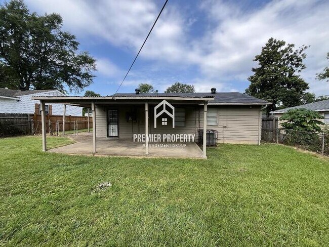 Building Photo - 3012 Randy Ln