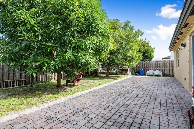 Building Photo - 11863 SW 253rd Terrace