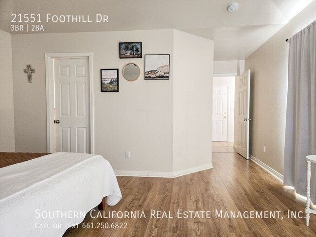 Building Photo - 21551 Foothill Dr