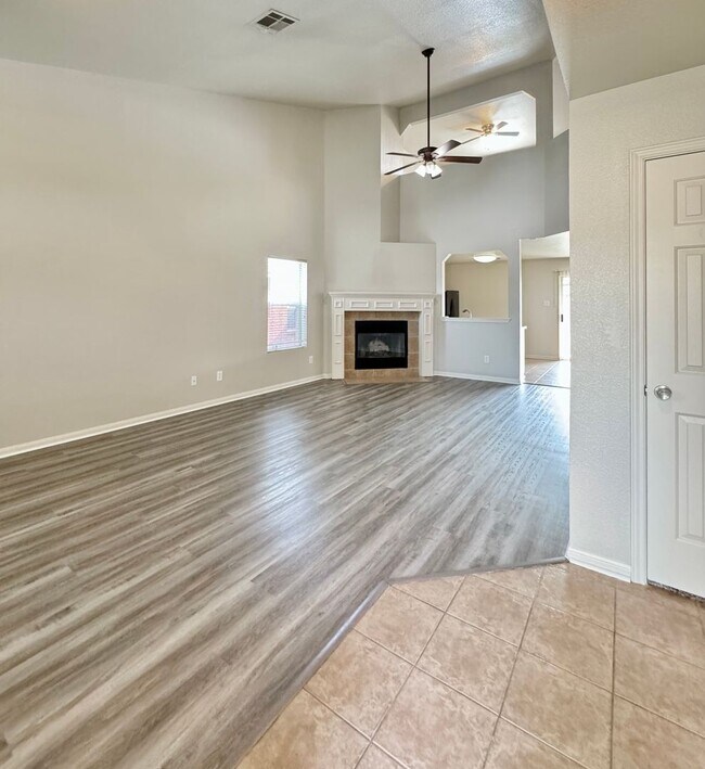 Building Photo - Desirable Highlands at Sagert Ranch Neighborhood!! Features 4 Bedrooms, 2.25 Bath, 2 Car Garage Home