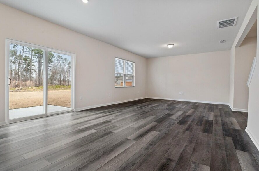 Building Photo - 3425 Honey Ivy Ln