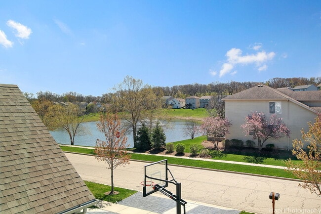 Building Photo - 188 N Cornerstone Dr