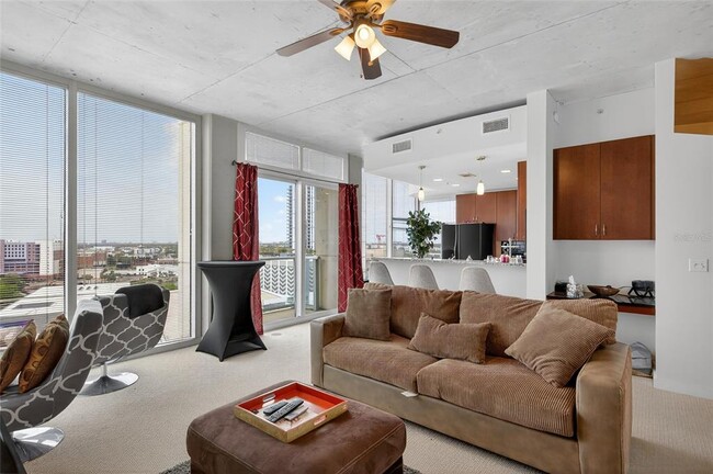 Building Photo - 777 N Ashley Dr