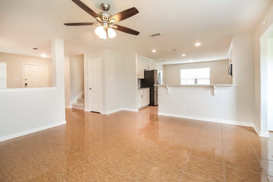 Building Photo - 13003 Sandhill Park Ln