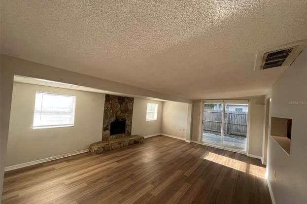 Building Photo - 9596 Groveland St