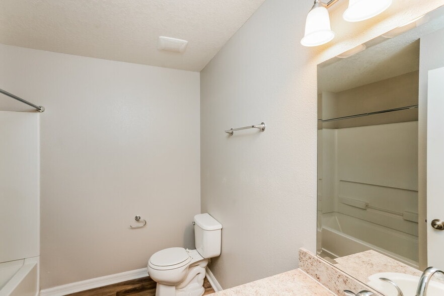 Building Photo - 7634 Tangle Rush Dr