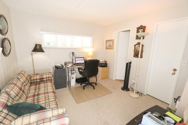 Building Photo - 209 Marisma Way