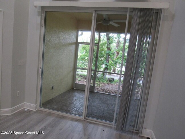 Building Photo - 246 Tin Roof Ave