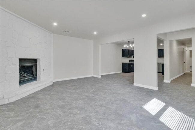 Building Photo - 12508 Abbotts Way